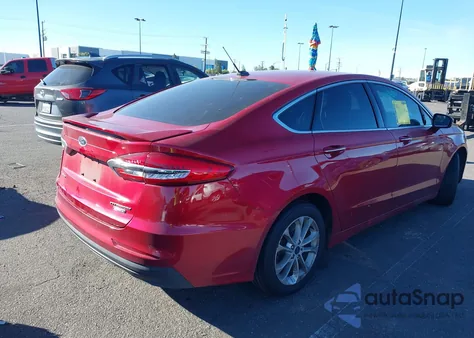 2020 Ford Fusion Plug-In Hybrid Titanium из США, поврежденный, VIN 3FA6P0SU3LR234519